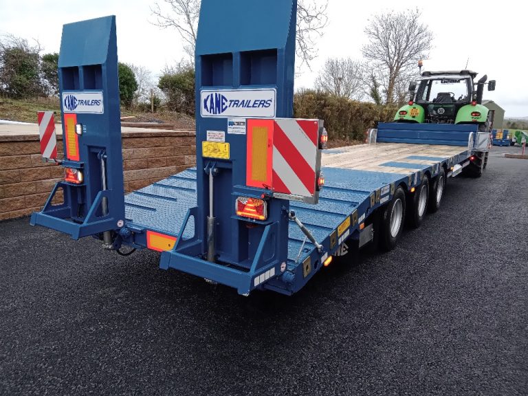 Kane 30ton low loader sliding ramps - GG Plant Sales